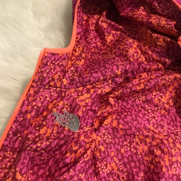 The North Face Girls Reversible Coat - Picture 5 of 6